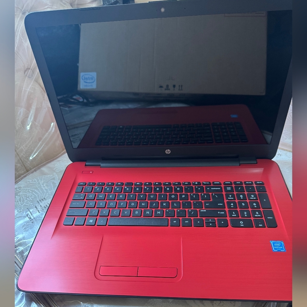 HP Notebook - 17-x018ds Laptop - Picture 5 of 5